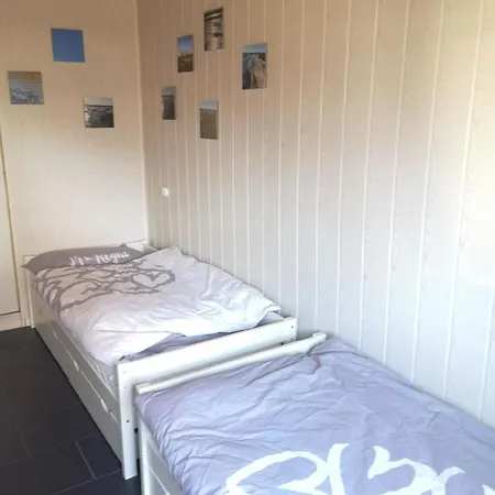 Holiday home In Tossens Mit Moeblierter Terrasse *