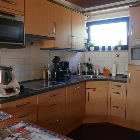 Holiday home In Tossens Mit Moeblierter Terrasse